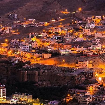 Abm Hostel Wadi Musa Exteriér fotografie